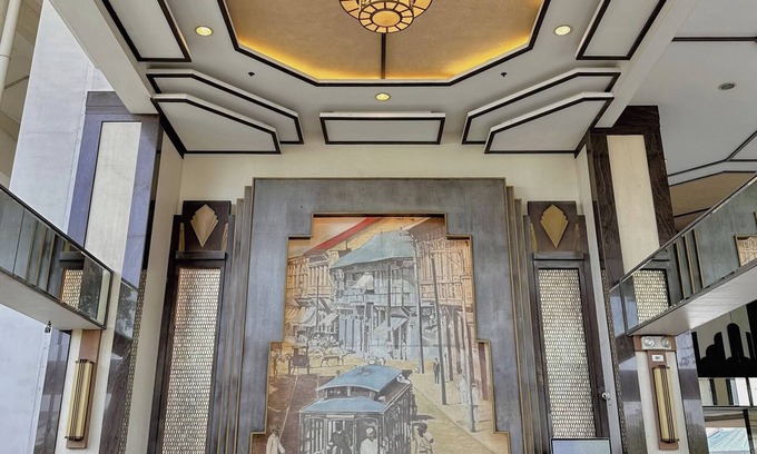 Paco Condominio | 1BR Gem in MNL w/Pool, Fast WiFi, Netflix Near Luneta US Embassy & Intramuros