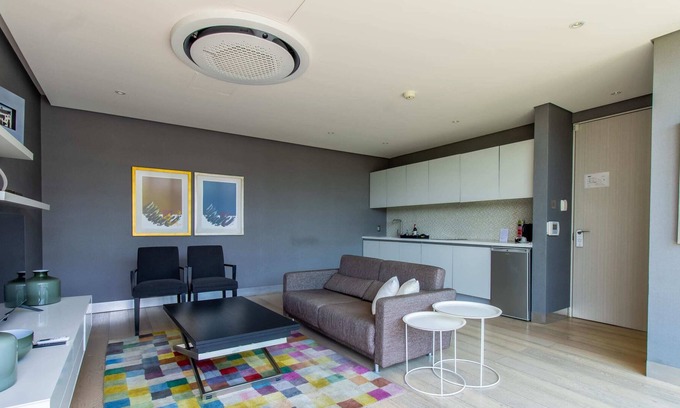Alvaro Obregon Condominio | 1BR Master Suite Summ