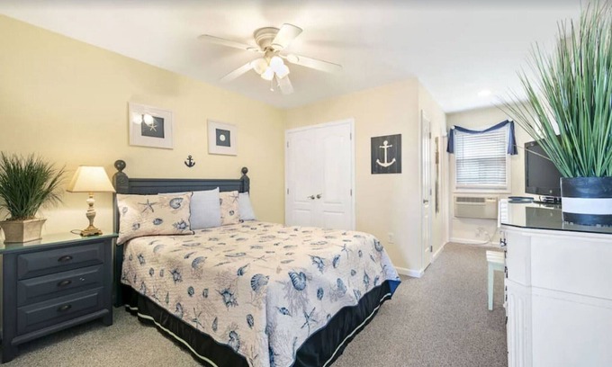 Beach Haven Condominio | 1BR Ocean Block Condo – 140’ from the Beach