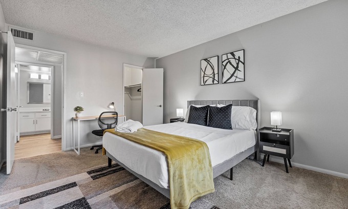 Mesa Apartamento | 1BR/Pool/Gym/1 Mi To Banner Hospital