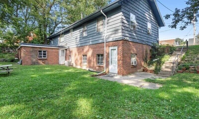 Des Moines Apartamento | 1BR Residence With Vast Backyard