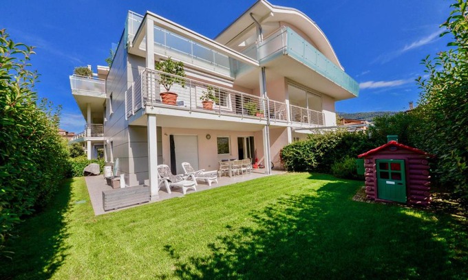 Riva del Garda Apartamento | 1Dest - Private Garden In Paradise