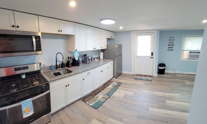 Geneva-on-the-Lake Apartamento | 1st Floor Beach Access 2 Bedroom Apartment U10 in Geneva