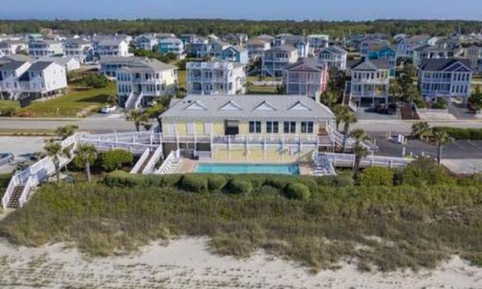 Bolivia Condominio | 1st floor Winding River 2 bed condo with Beach house on Holden!!