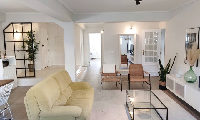 Barra Apartamento | 1st line beach apartment