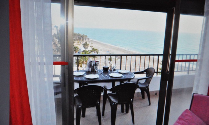 Torremolinos Apartamento | APARTAMENTO EN 1ª LINEA CON VISTAS AL MAR