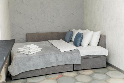 Sukhinovka Apartamento | 2 кімнатні квартири на Каштановій Алеї. Мережа AlexApartments. Безконтатне заселення 24/7