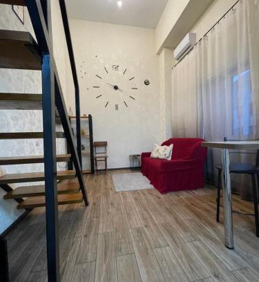 Kharkiv Apartamento | 2-х уровневая квартира 100м от ТРЦ Французский Бульвар,Неврологія!