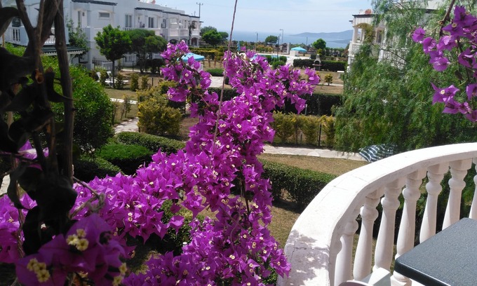 Bogazici Apartamento | 2+1 Apartment (D), with Sea and Lake View in Bodrum Flamingo