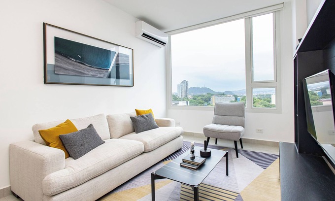 El Cangrejo Condominio | 2 Bdr + 2.5 Bthr in the newest building of Panama City / Pool / Gym / playground