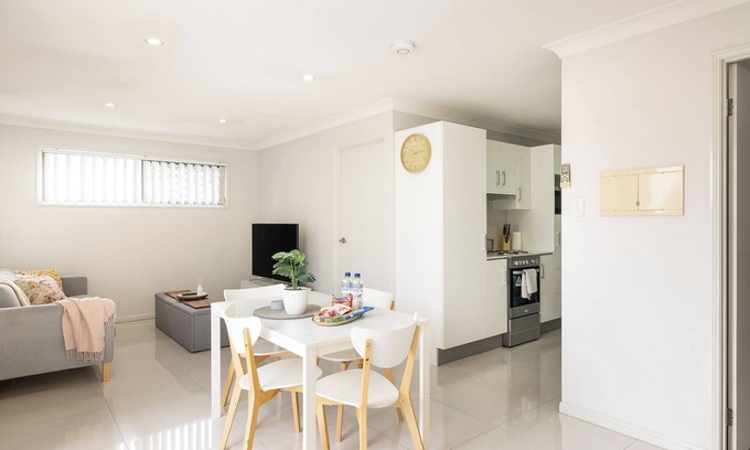 Rocklea Apartamento | 2 Bdr Apt! Garage! Balcony! GST Credits! 118D2