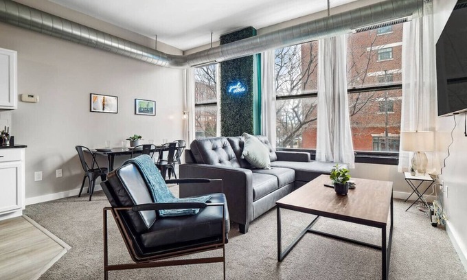 Downtown Cleveland Apartamento | 2 BDR Living in the Heart of Downtown CLE