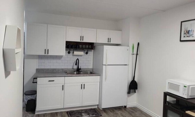 East Kootenay Apartamento | 2 bdrm apt 716 23a Ave n Cranbrook BC unit B