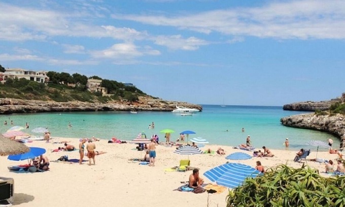 Cala Marcal Villa | Villa Mari Pili - Dos hermosas villas ofrecidas juntas para familiares / amigos con un jardín / piscina compartida ya solo 200 m de la playa. - Wi-Fi gratis