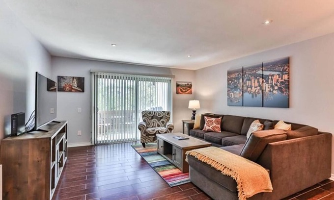 San Carlos Casa | 2 bed 2.5 bath Lake Murray Condo - Resort-Style Living in La Mesa