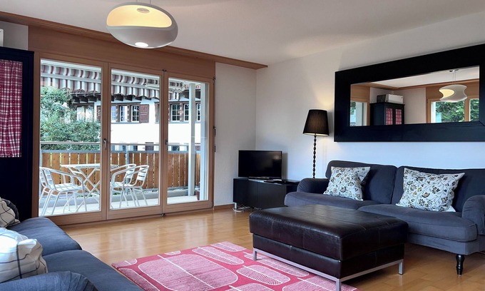 Flims Apartamento | 2 Bed 2 Bath, Bright, spacious, central apartment in Flims 5min walk to gondola