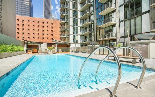 Downtown Los Angeles Apartamento | 2 Bed 2 Bath Contemporary High Rise DTLA Living