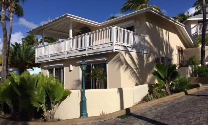 Mamora Bay Villa | Villa de lujo de 2 dormitorios / 2 baños con WiFi en St James's Club, Antigua