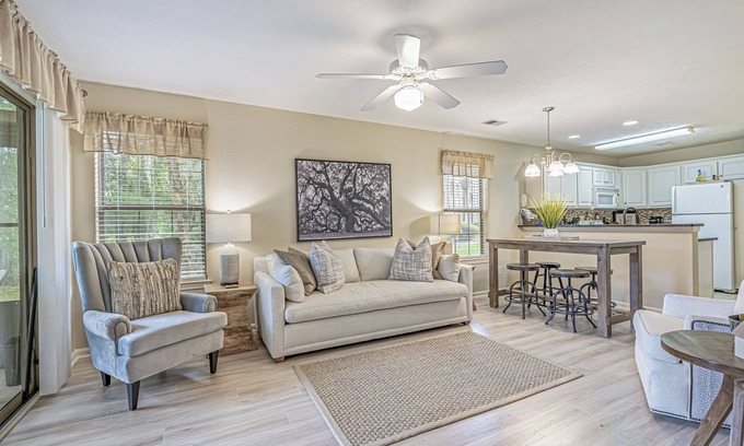 Pawleys Island Condominio | 2 Bed 2Bath 1st Floor Golf and Beach Condo
