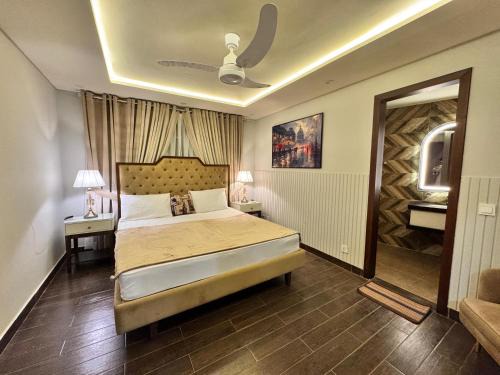 Lahore Apartamento | 2 Bed Apartment near Gulberg by Lux Haven Stays