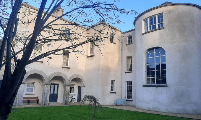 Kells Apartamento | 2 Bed Courtyard Apartment