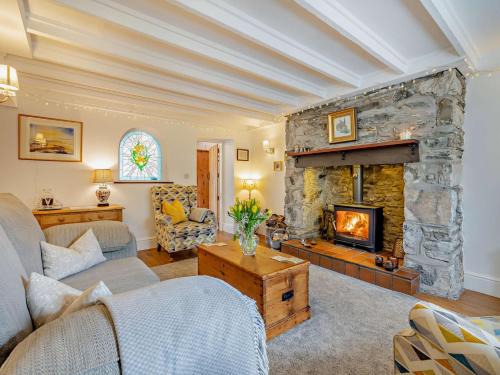 Bangor Casa | 2 Bed in Bethesda 66276