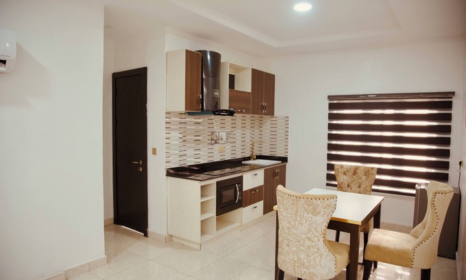 Ofin Casa | 2-Bed Luxury Flat - Pet Friendly - Pool - Gym