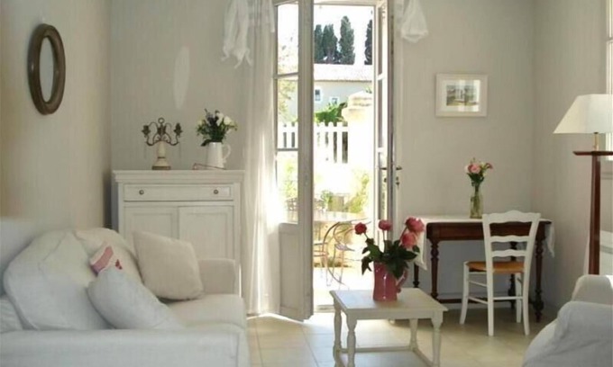 St.-Remy-de-Provence Casa | Cómoda casa de pueblo en desarrollo exclusivo - 3 minutos a pie del centro de St. Movimiento rápido del ojo
