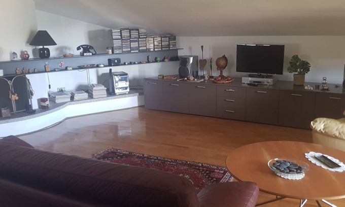 Chef-Lieu Apartamento | 2 Bedroom Apartment in SAINT CHRISTOPHE (Aosta)