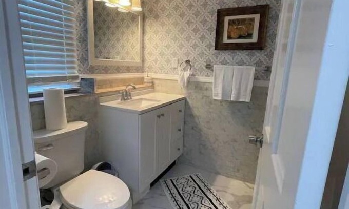 Teaneck Casa | 2 bedroom 2 bathroom entire apartment near NYC