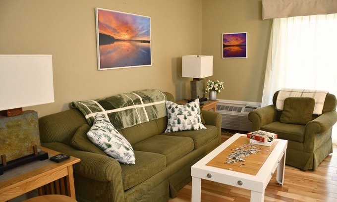 Greentown Apartamento | 2 Bedroom 2 Bathroom Apartment on Lake Wallenpaupack