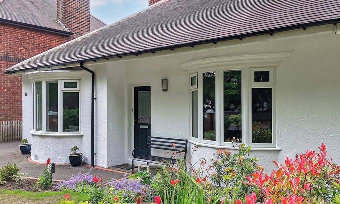 Chester-le-Street Cabaña | 2 bedroom accommodation in Chester le Street