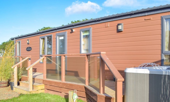 Hasguard Cross Cabaña | 2 bedroom accommodation in Hasguard Cross