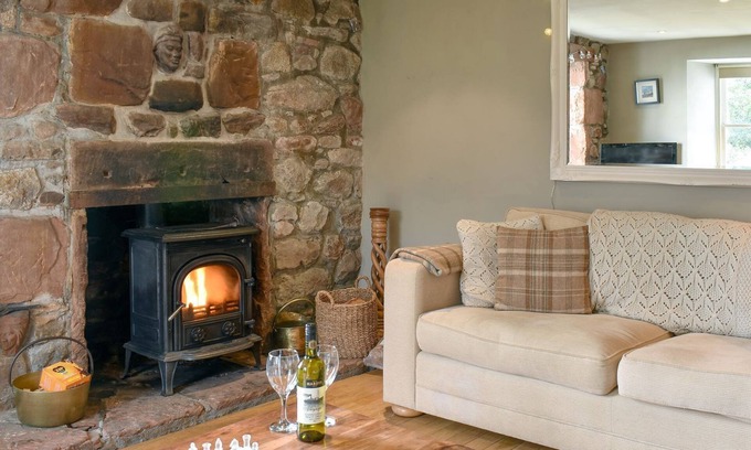 Corrie Cabaña | 2 bedroom accommodation in Corrie, Isle of Arran