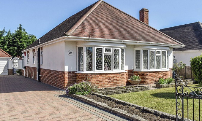 Bournemouth Cabaña | 2 bedroom accommodation in Bournemouth