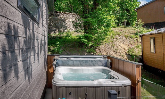 Bethesda Cabina | 2 bedroom accommodation in Snowdonia