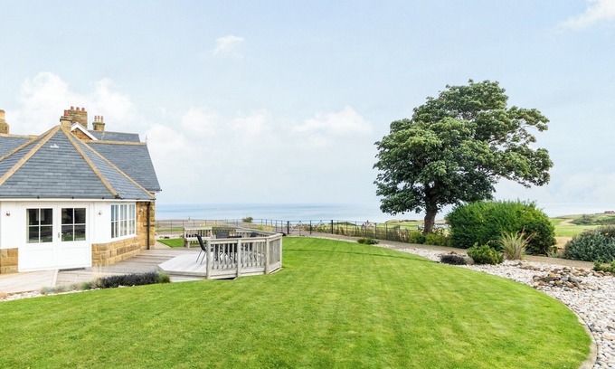 Sandsend Cabaña | 2 bedroom accommodation in Sandsend