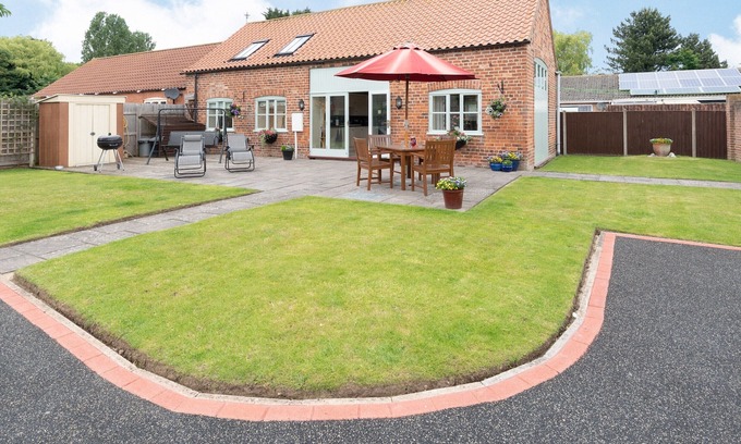Burgh le Marsh Cabaña | 2 bedroom accommodation in Burgh-le-Marsh, near Skegness