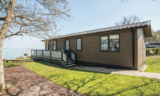 Ryde Chalet De Esquí | Alojamiento de 2 habitaciones en Wootton, Nr Cowes