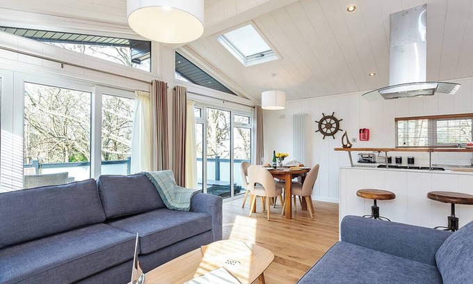 Ryde Chalet De Esquí | Alojamiento de 2 habitaciones en Wootton Bridge, Nr Cowes