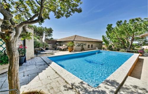 Chateaurenard Casa | 2 Bedroom Amazing Home In Châteaurenard