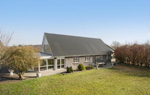 Give Casa | 2 Bedroom Amazing Home In Grindsted
