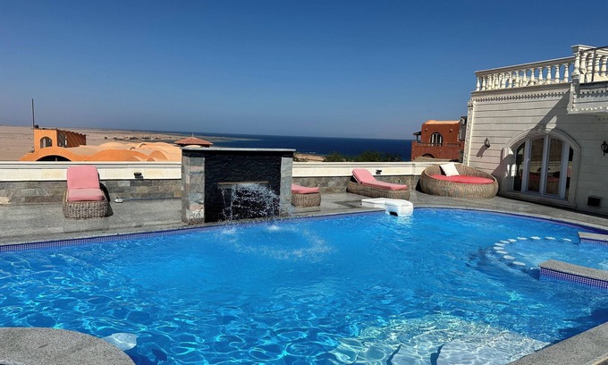 Sharm El Sheikh Apartamento | 2-bedroom apartment in delightful Nabaq Sharm el Sheik with WiFi, AC