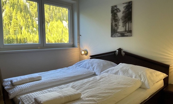 Zwieselstein Apartamento | "2-Bedroom Apartment (ZW 7) at the International House Soelden"