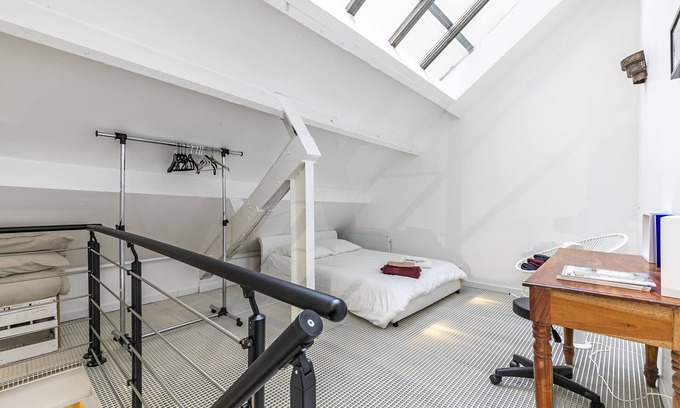 Quartier Sainte-Avoye Apartamento | 2 Bedroom Apartment in Paris