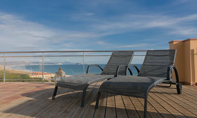 Begur Apartamento | 2 bedroom apartment in Sa Punta, Begur- Sea views, terrace, pool and access to the beach (Ref:H29)