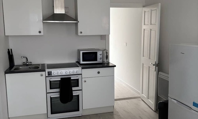 Ashburton Apartamento | 2Bedroom Apt for Professionals | Quiet & Spac…