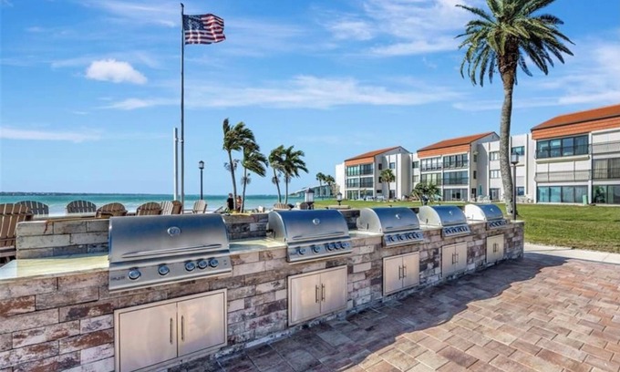 Clearwater Beach Apartamento | 2-bedroom apartment in amazing Clearwater with AC