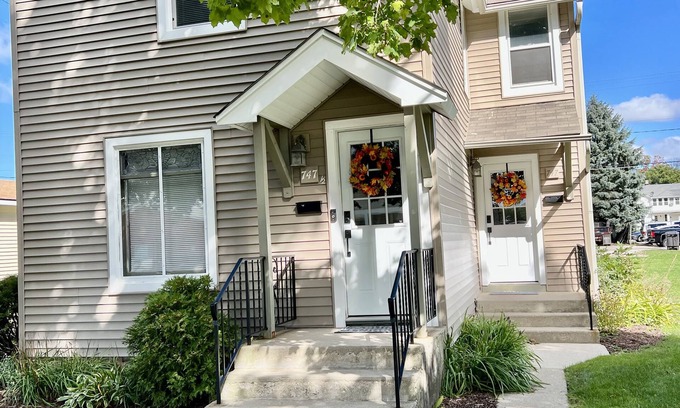 Lake Geneva Apartamento | 2 Bedroom Apartment Walking distance to downtown Lake Geneva