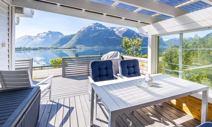 Andalsnes Casa | Impresionante casa de 2 dormitorios en.